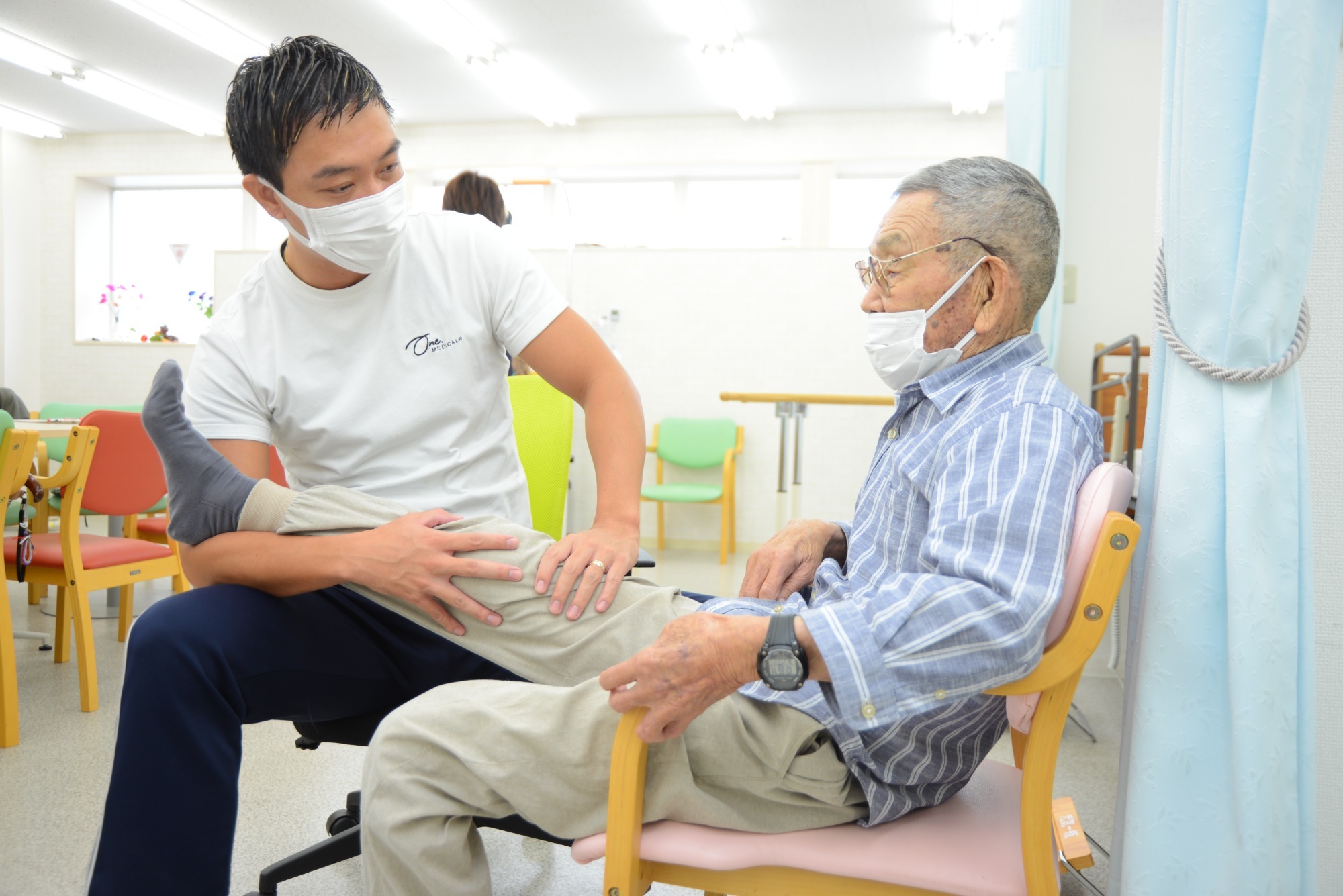 理学療法士個別訓練風景